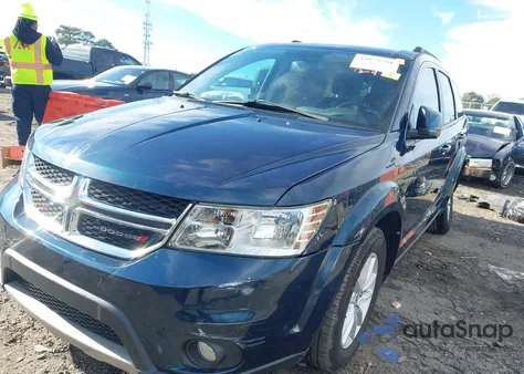 2013 Dodge Journey Sxt z USA, uszkodzony, nr VIN 3C4PDCBG7DT588387